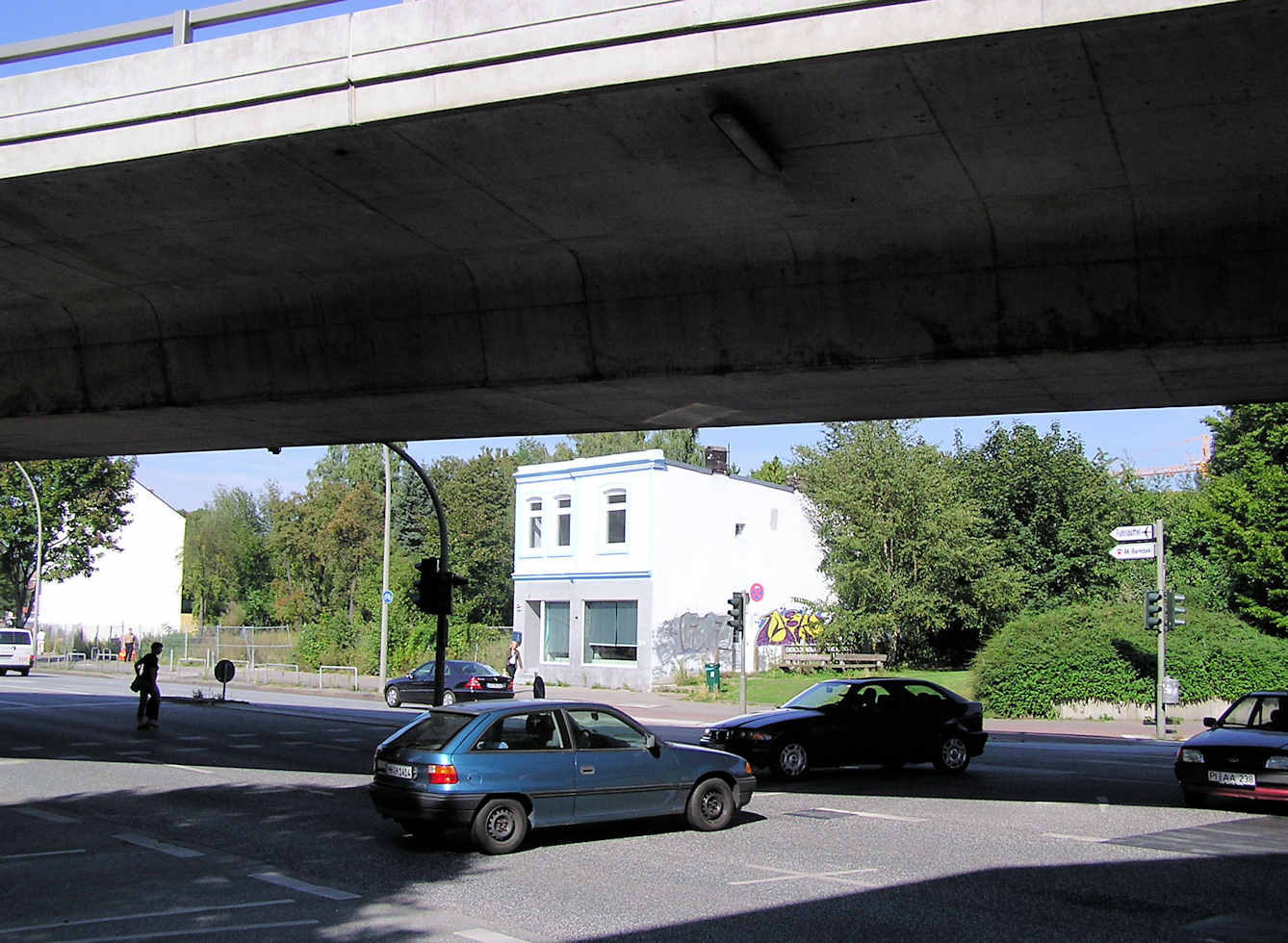 P1010011 Blick unter die Barmbeker Ringbrücke. | Fuhlsbüttler Straße - Fuhle, Hamburg Barmbek Nord